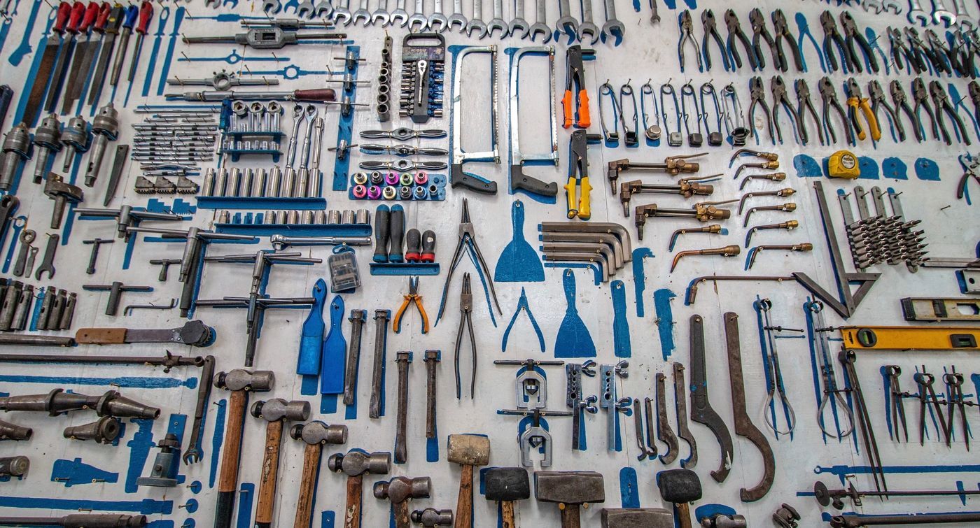 Photo of hundreds of DYI tools neatly organised